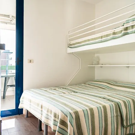Appartement Enjoy The Sea View From Our Spacious Balcony *